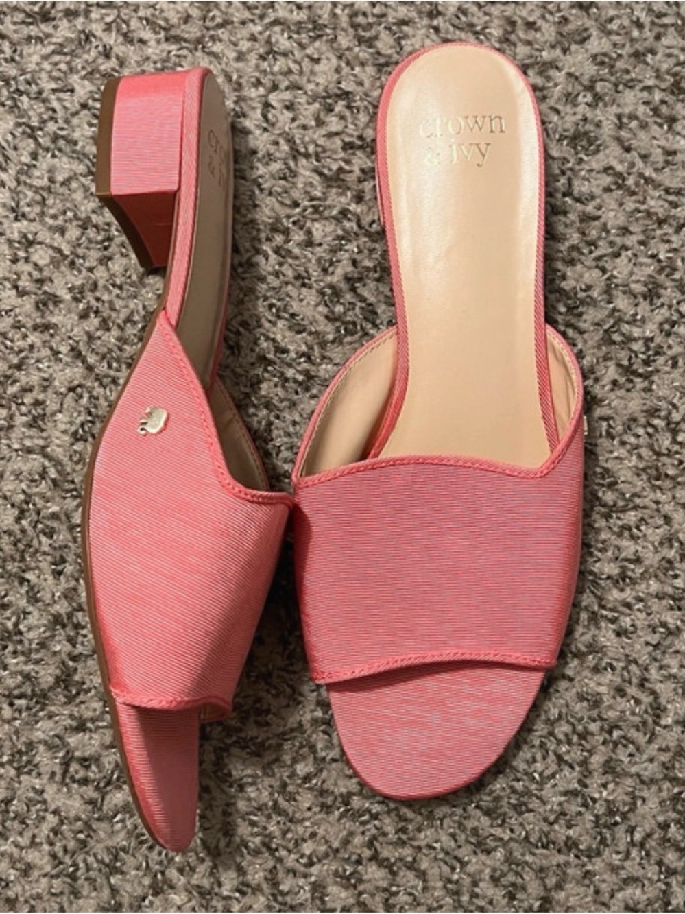 crown & ivy Coral Pink Low Block Heel Slide Sandals 10